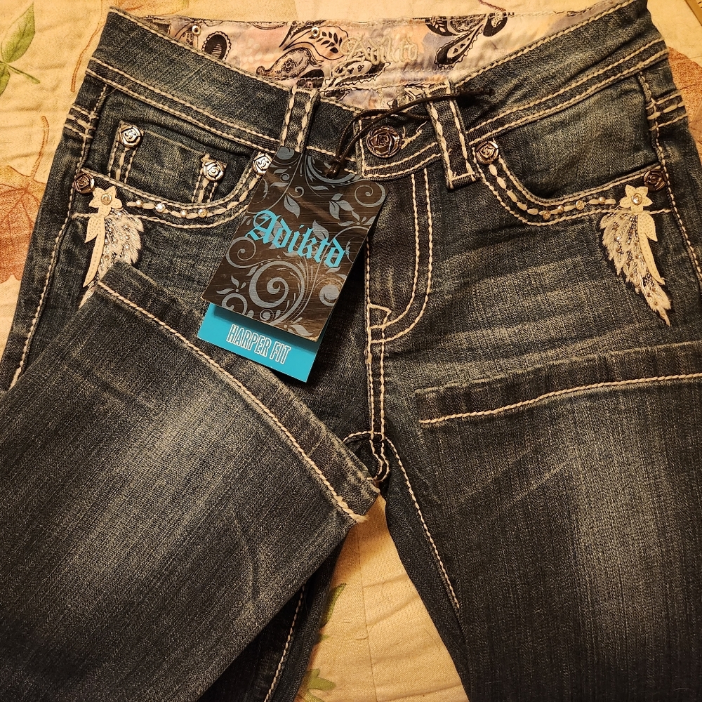 Aditkd jeans NWT